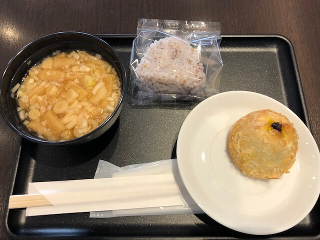 JAL⋅羽田⋅国内線ダイヤモンドプレミアラウンジの食事